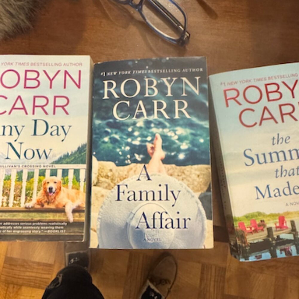 Set of 3 Robyn Carr books